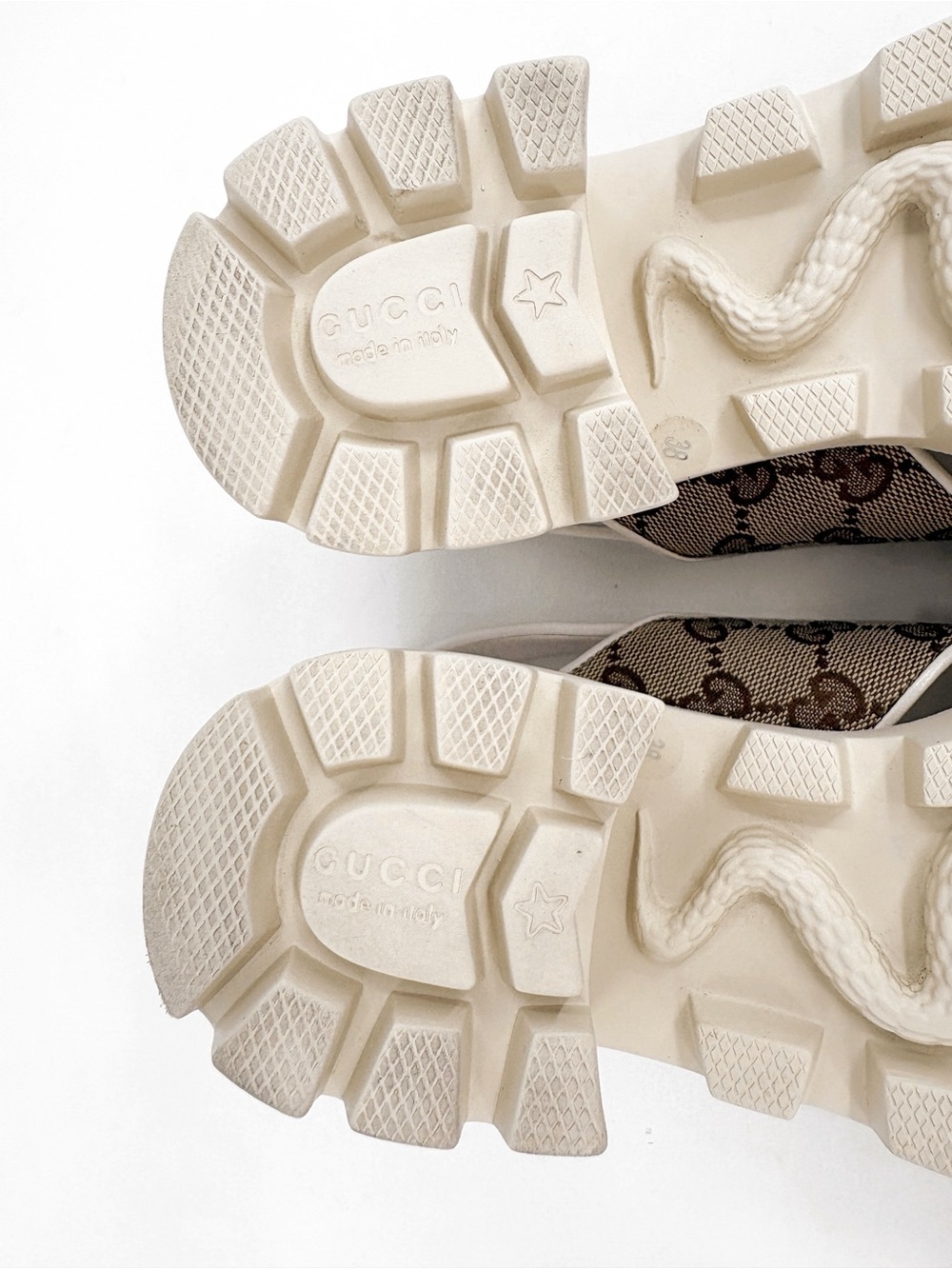 GUCCI GG Supreme Lug Sole Platform Crossover Sandals Cream 38 - Picture 13 of 16